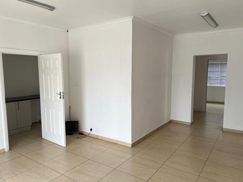 To Let commercial Property for Rent in Newton Park Eastern Cape